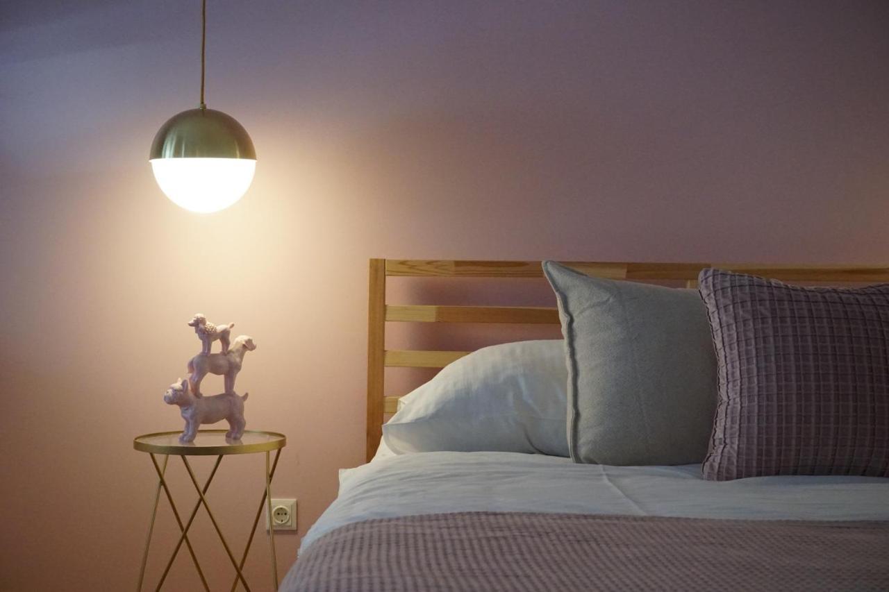 Vibrant Design Apartments - Full Kitchen - Wi-Fi - 18 Mins To City Centre Βιέννη Εξωτερικό φωτογραφία