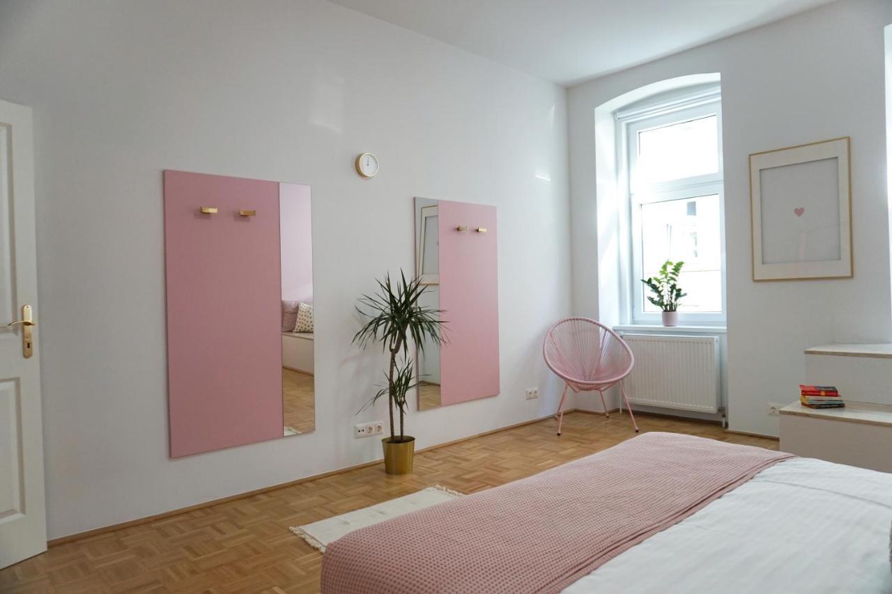 Vibrant Design Apartments - Full Kitchen - Wi-Fi - 18 Mins To City Centre Βιέννη Εξωτερικό φωτογραφία