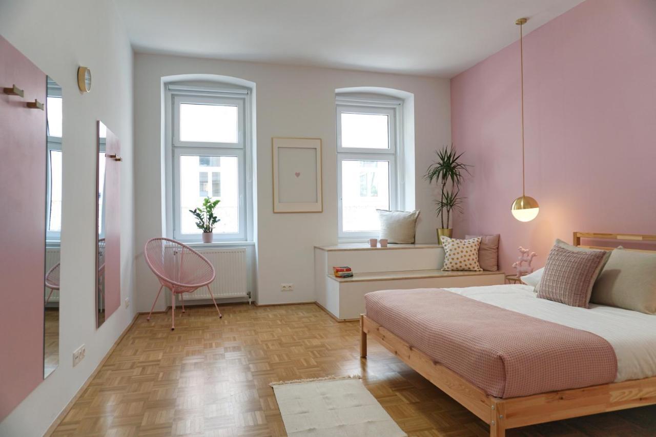 Vibrant Design Apartments - Full Kitchen - Wi-Fi - 18 Mins To City Centre Βιέννη Εξωτερικό φωτογραφία