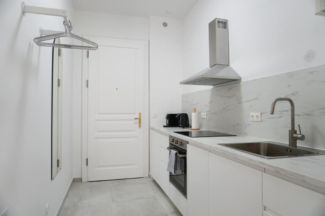 Vibrant Design Apartments - Full Kitchen - Wi-Fi - 18 Mins To City Centre Βιέννη Εξωτερικό φωτογραφία