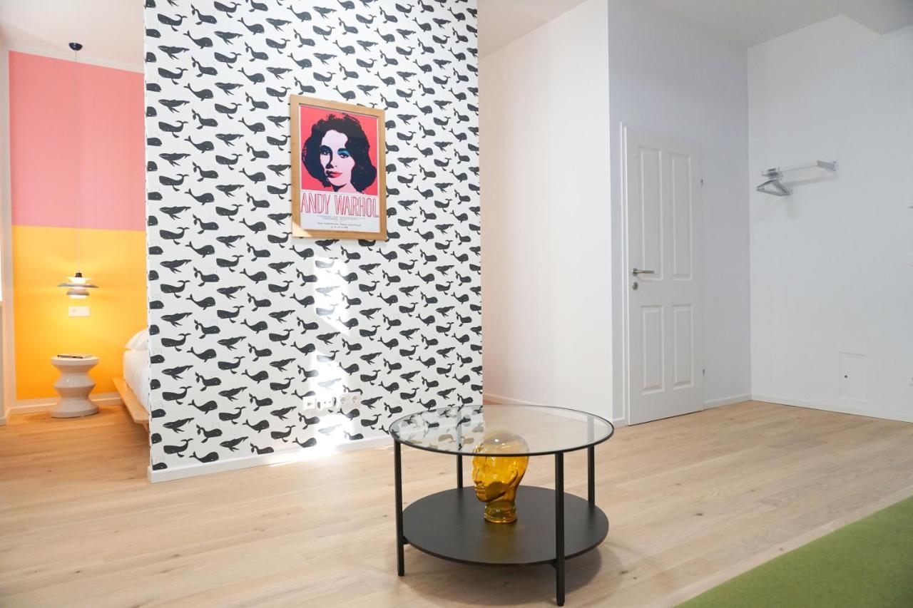 Vibrant Design Apartments - Full Kitchen - Wi-Fi - 18 Mins To City Centre Βιέννη Εξωτερικό φωτογραφία